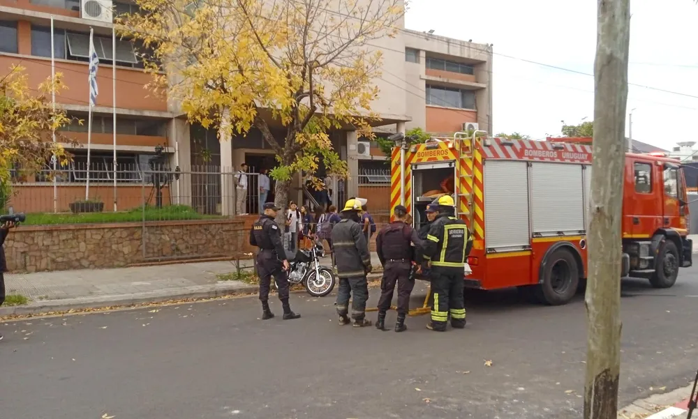 Incendio liceo 2