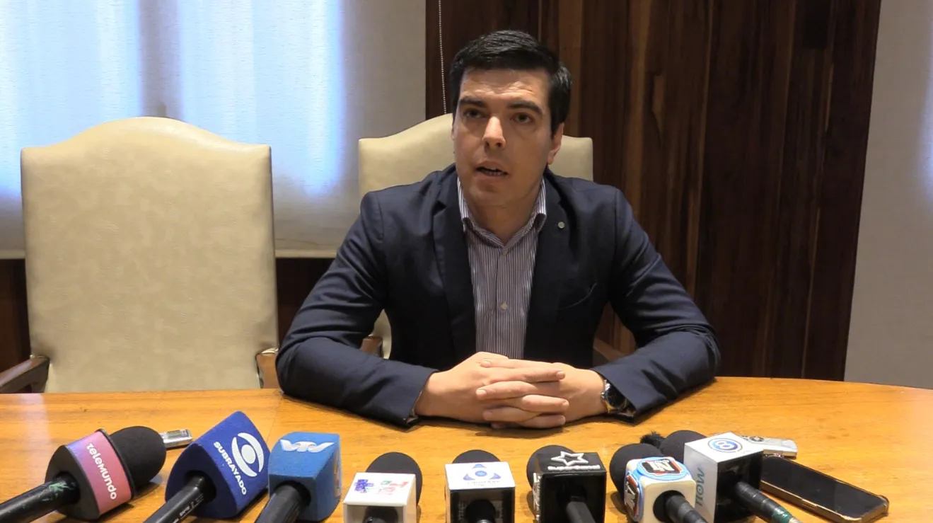 emiliano conferencia