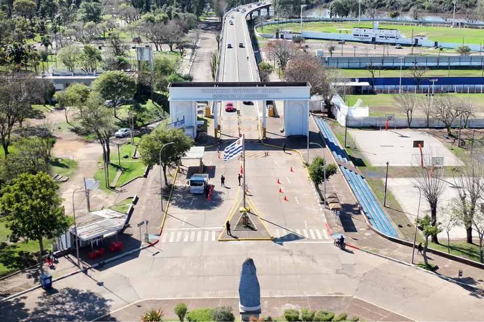 Puerto Central en el Puente Internacional de la Concordia