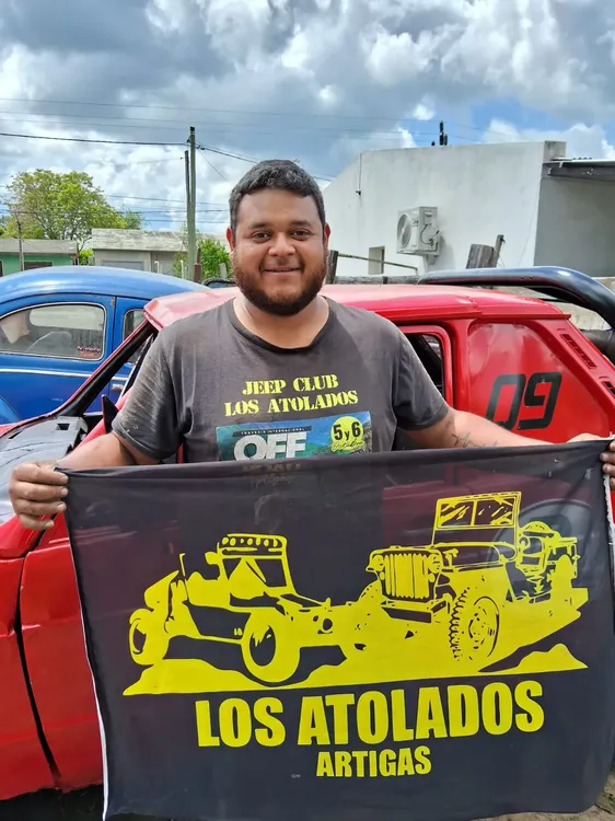 MAURO MORALES