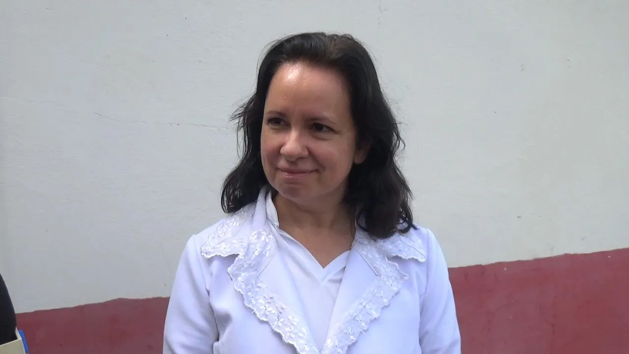 Estela Bicera-Thumbnail