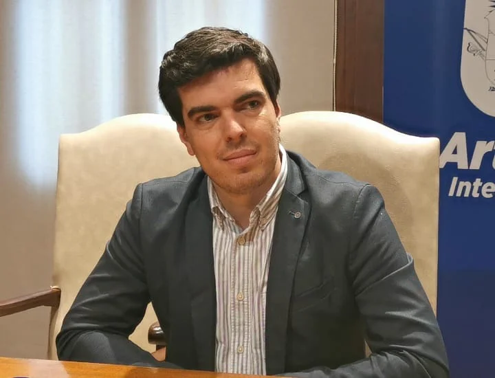 Esc. Emiliano Soravilla 19