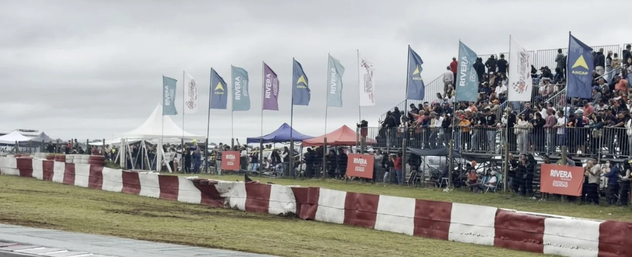 tribuna2
