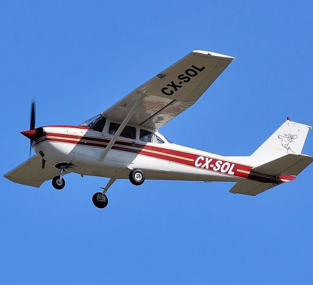 AVIONETA AERO CLUB ARTIGAS