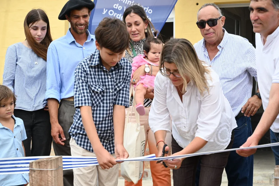 MINISTERIO DE VIVIENDAS